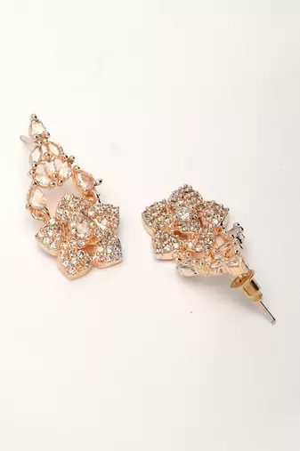 Women's rose gold-plated american diamond-studded handcrafted jewellery set