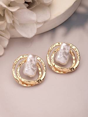 Women's white & gold-plated circular shape studs earring 2