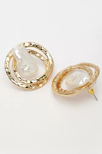 Women's white & gold-plated circular shape studs earring