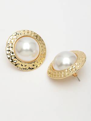 Women's gold-plated white pearl circular shape studs earring 4