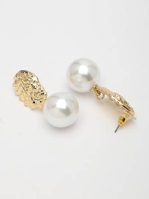 Women's gold-plated white pearl drop earrings 4