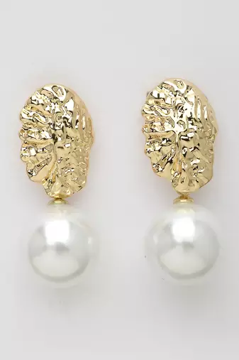 Women's gold-plated white pearl drop earrings