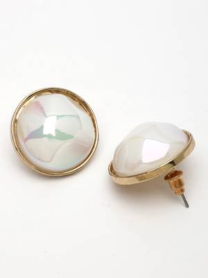 Wome's gold-plated pearl studded circular studs earring 4