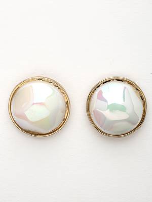 Wome's gold-plated pearl studded circular studs earring 5