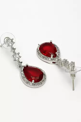 Women's silver-plated red american diamond-studded handcrafted jewellery set