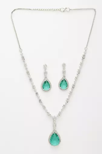 Women's silver-plated green american diamond-studded handcrafted jewellery set