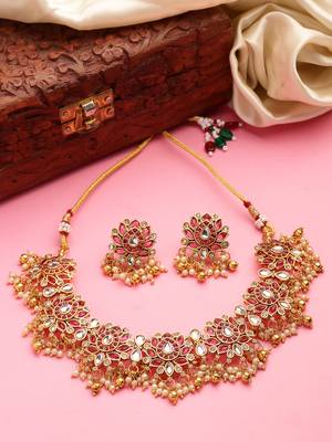 Women's gold-plated red kundan- studded & beaded handcrafted temple jewellery set 2