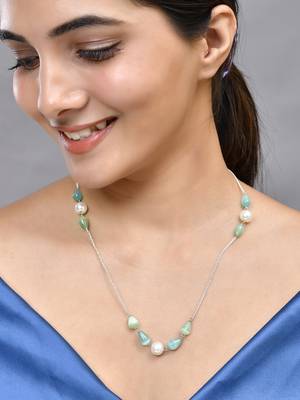 Beaded pearl necklace 1