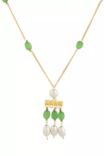 Pearl beads pendant necklace