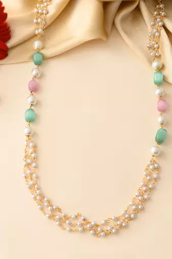 Pearl beads necklace