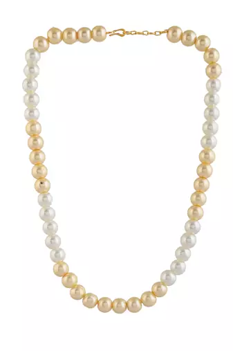 Pearl necklace