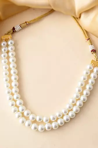 Double line pearl necklace
