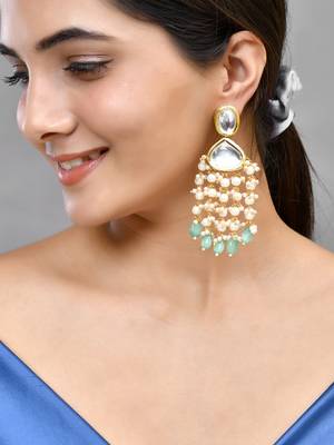 Long kundan pearl earrings 1