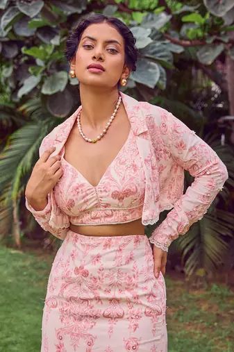 Pink print crepe crop top with skirt