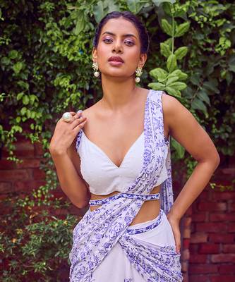 Blue print crepe saree 3