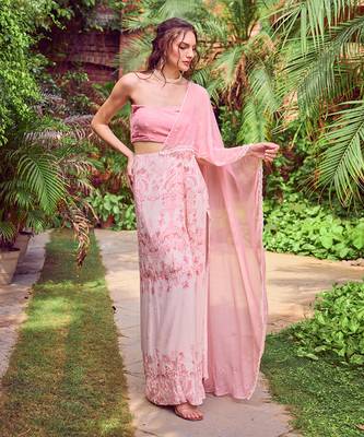 Pink print crepe saree 1