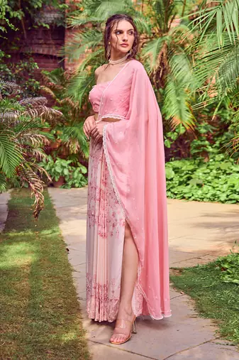 Pink print crepe saree