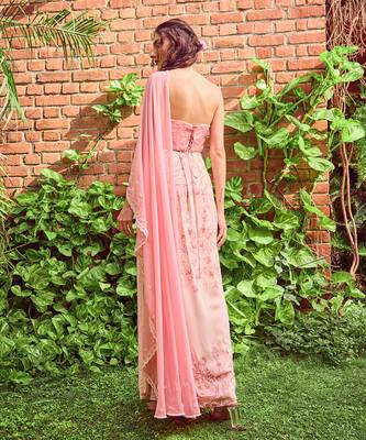 Pink print crepe saree 5