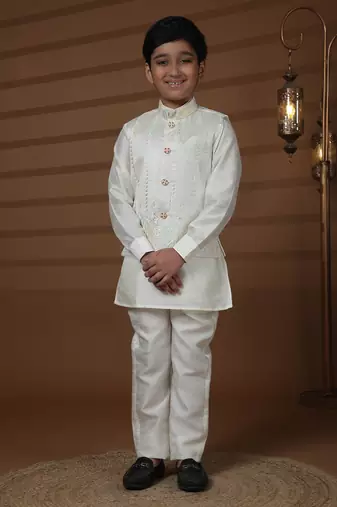 White silk embroidered kurta pajama set with waistcoat for boys party,wedding outfits traditional wear