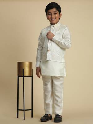 White silk embroidered kurta pajama set with waistcoat for boys party,wedding outfits traditional wear 2