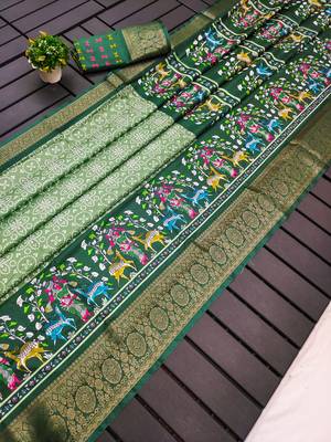 Pista dola silk blend Woven border saree with digital kalamkari and bandhej print 4