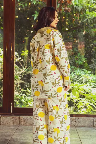Lemon leaf shirt