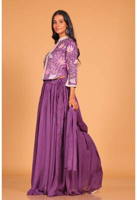 Purple crop top set with duppatta hand embroidery 3