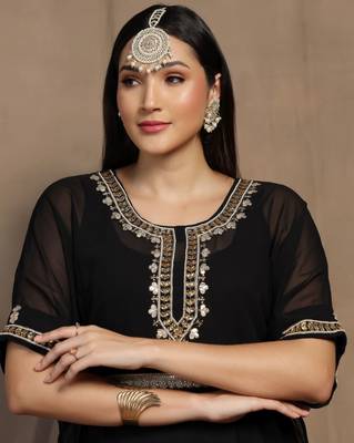 SHADES OF FAASHION Women Yoke Design Threadwork Black georgette Kaftan  4