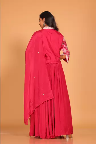 Pink crop top set with duppatta hand embroidery