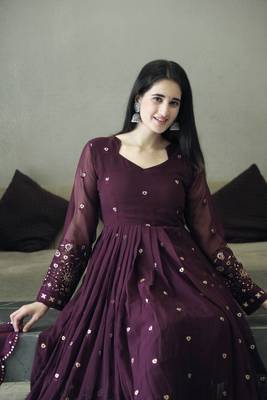 Wine Colour Anarkali Style Beautiful Faux Georgette Fully Stitched Gown Set 4