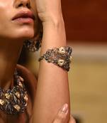 Gold and black radiant mesh kundan bracelet