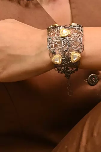 Gold and black radiant mesh kundan bracelet