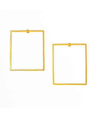 Gold square thrill earring 4