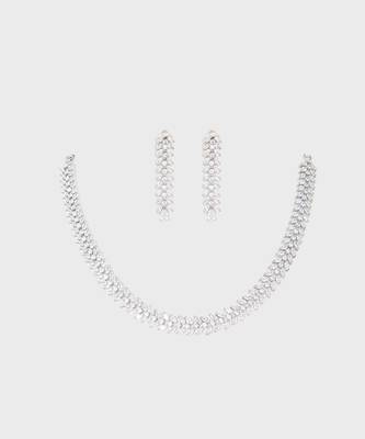 White diamond necklace set 2