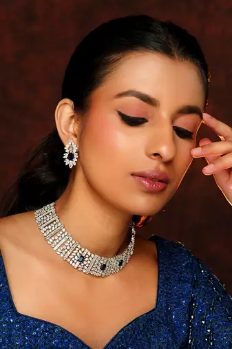 Blue diamond necklace set