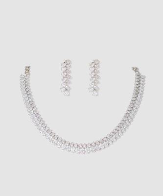 White diamond necklace set 2