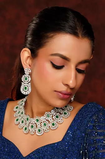 Green diamond necklace set