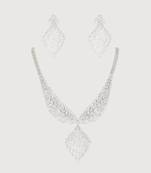 White diamond necklace set