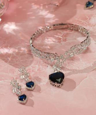 Blue contemporary necklace set 3