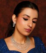 White contemporary necklace set