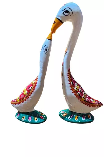 Set of 2 metal white swan decor