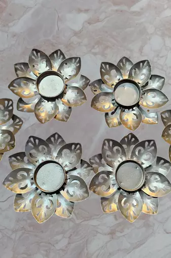 Iron jyot with leaves (set of 6)