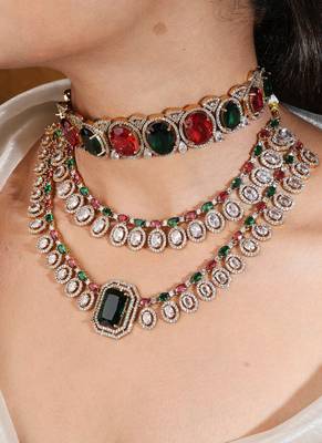 American stone choker & two-layer necklace set in red and green 1