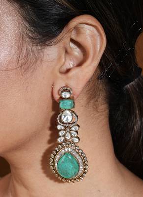 Bridal choker with mint green stones and kundan 2