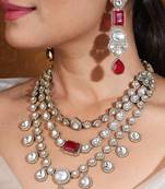 Layered necklace with american stones and red stones