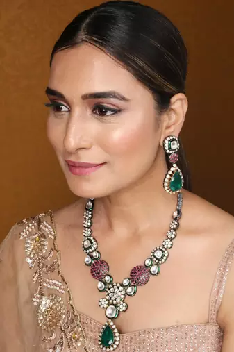 Jaipur jadau work necklace set with earrings and maang tikka in kundan stones