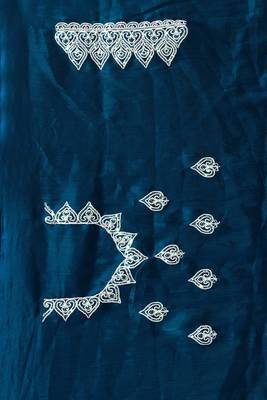 Turquoise embroidered art silk saree with blouse 3