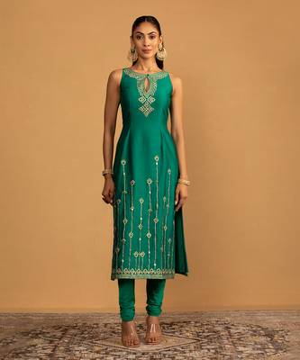 Bottle green kurta set 1