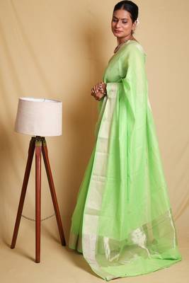 Classic Green Cotton Saree with Matching Blouse 4