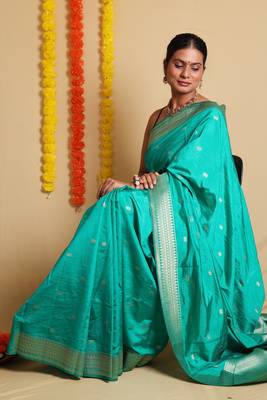 Ethnic Woven Design Zari Cotton Saree With Blouse 1